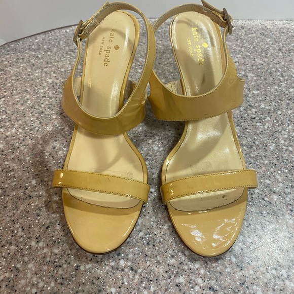 Kate Spade Clume Beige Patent Rainbow Wedges - Picture 5 of 6